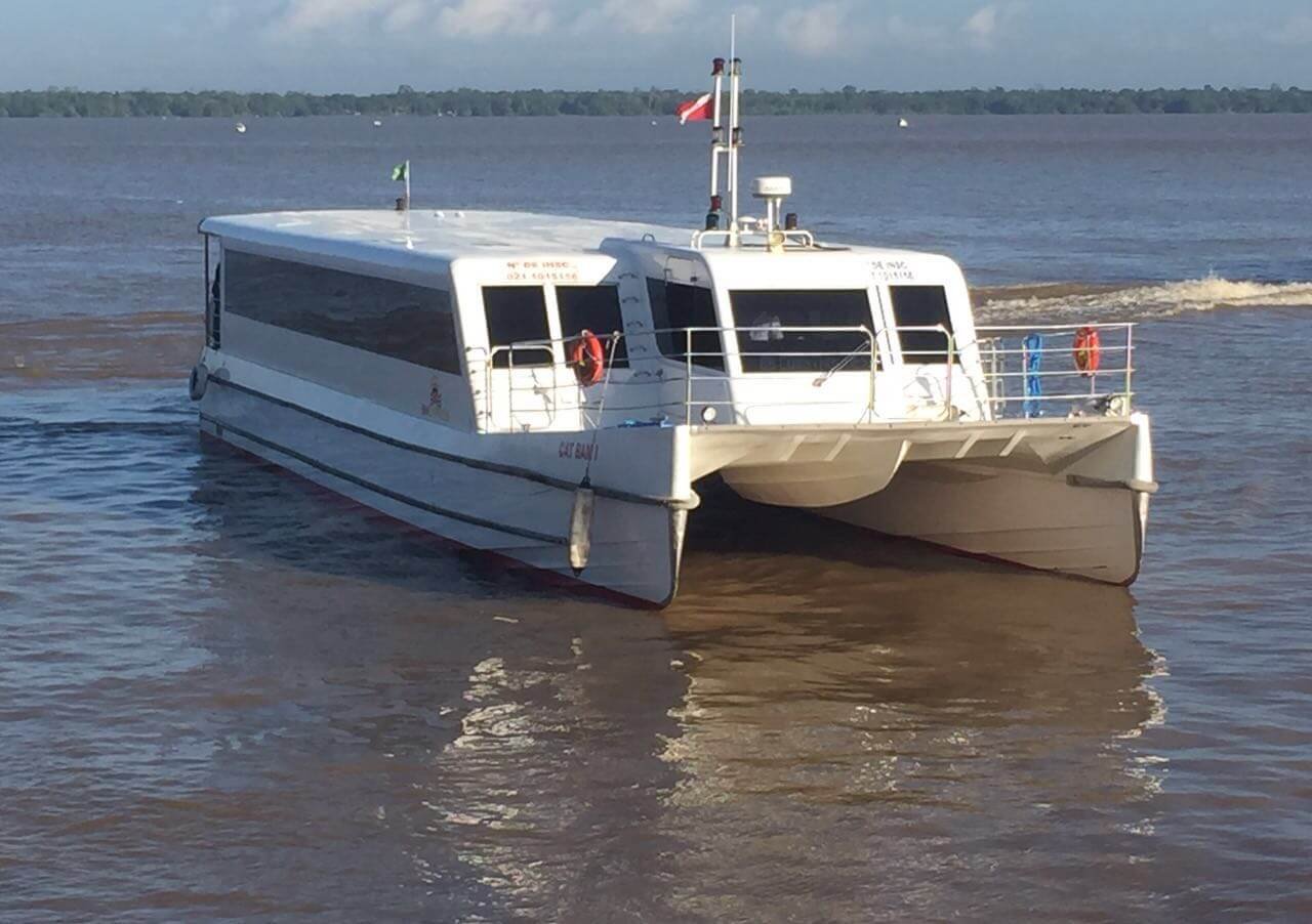 Catamarã para Soure. Empresa BANAV